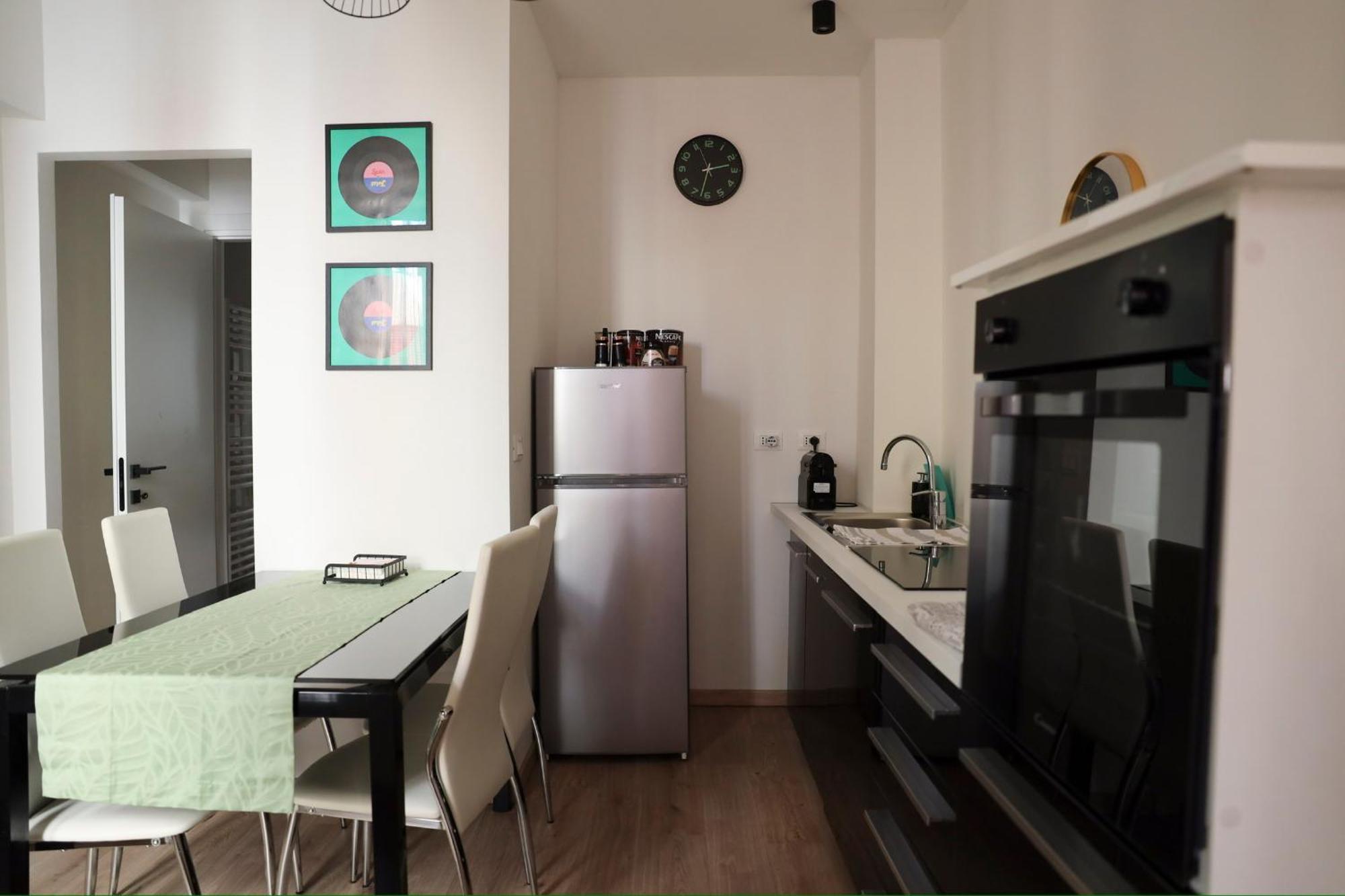 Urban Corner House Apartment Bologna Exterior photo